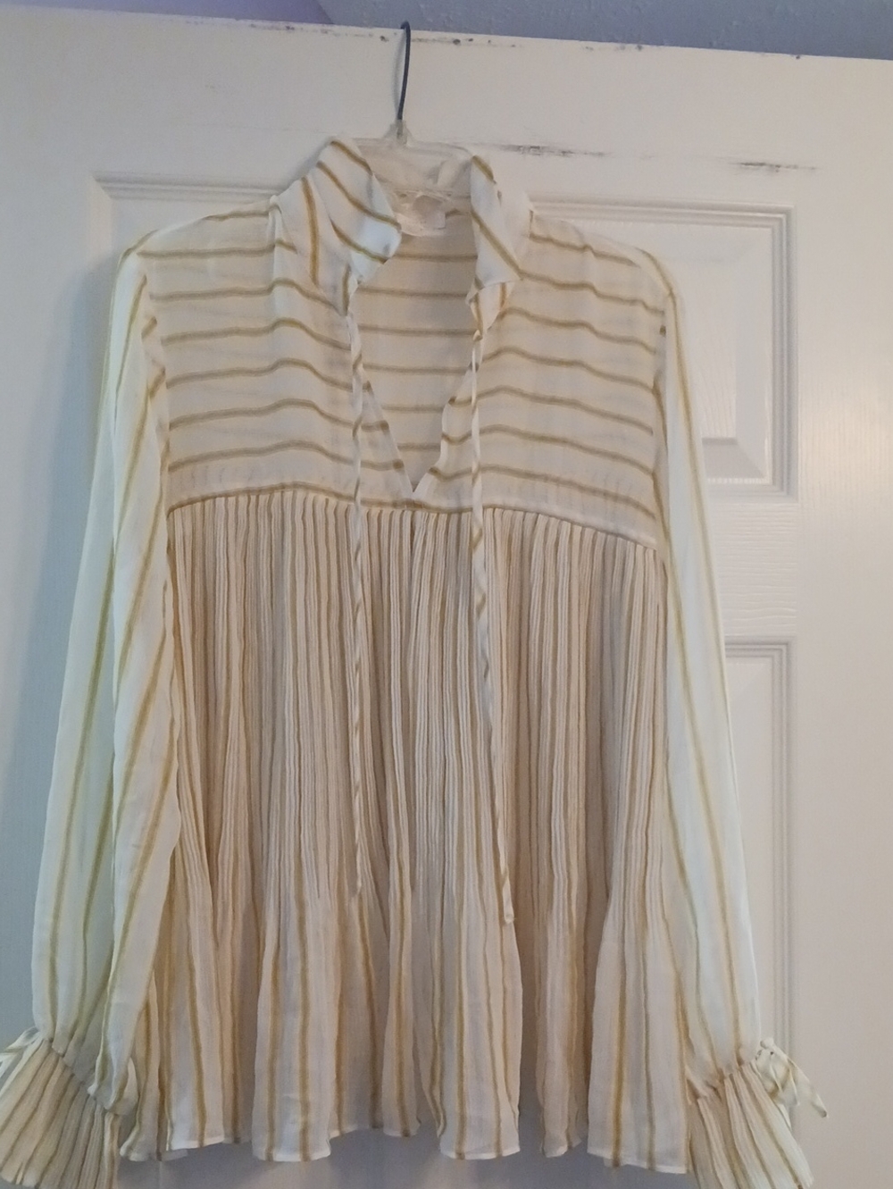 LC Lauren Conrad Cream and Gold Striped Pleated Tie-Neck Blouse